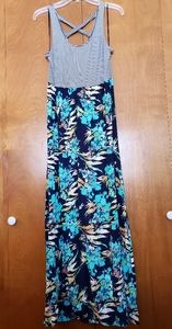 Mudd Tropical Floral Print Maxi Dress